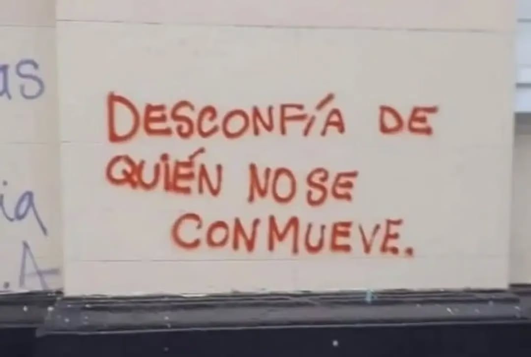 FEL!ZA Club LGBTIQ Buenos Aires — Un besayuno de campionis 

www.felizarcoiris.com

FEL!ZA 
Tu oasis LGTBIQ en el 
