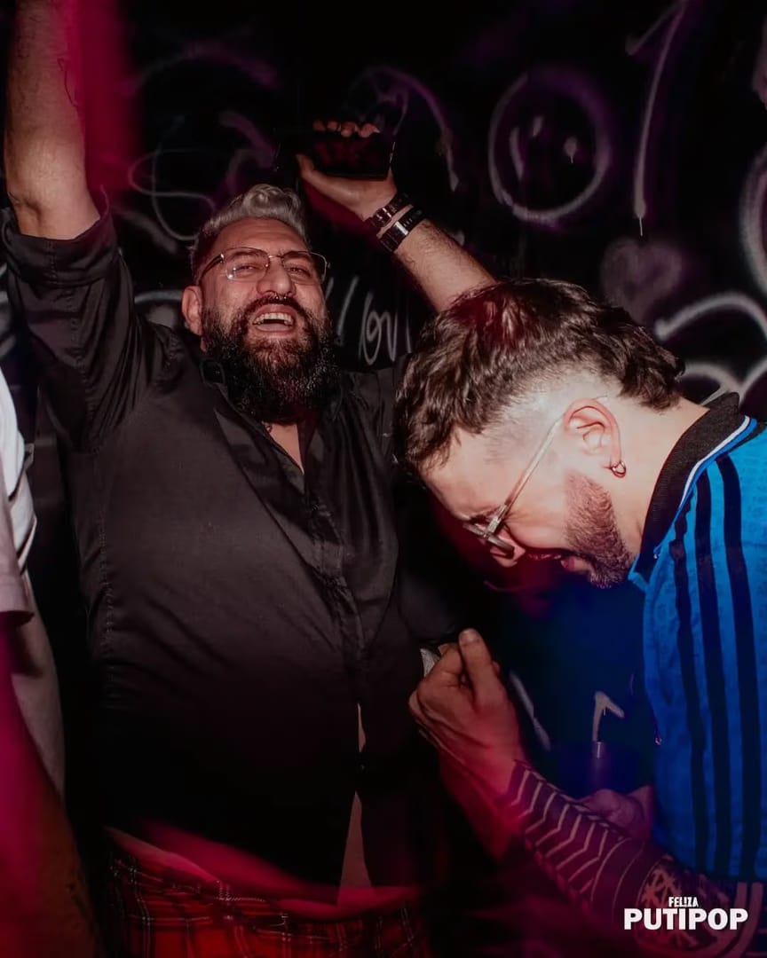 FEL!ZA Club LGBTIQ Buenos Aires — Y vos que haces hoy?

www.felizarcoiris.com

FEL!ZA 
Tu oasis LGTBIQ en el medio