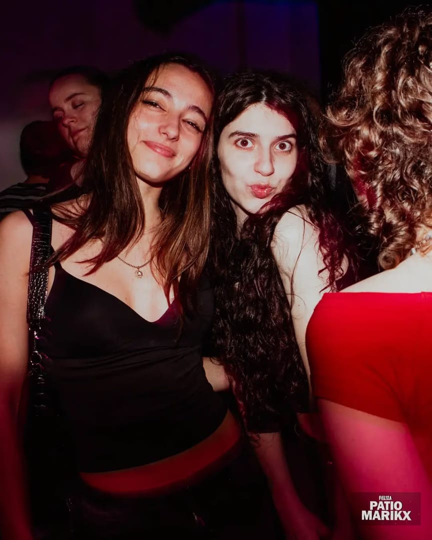 FEL!ZA Club LGBTIQ Buenos Aires — Bellezas de viernes por la noche #🏳️‍🌈 

www.felizarcoiris.com

FEL!ZA 
Tu oas