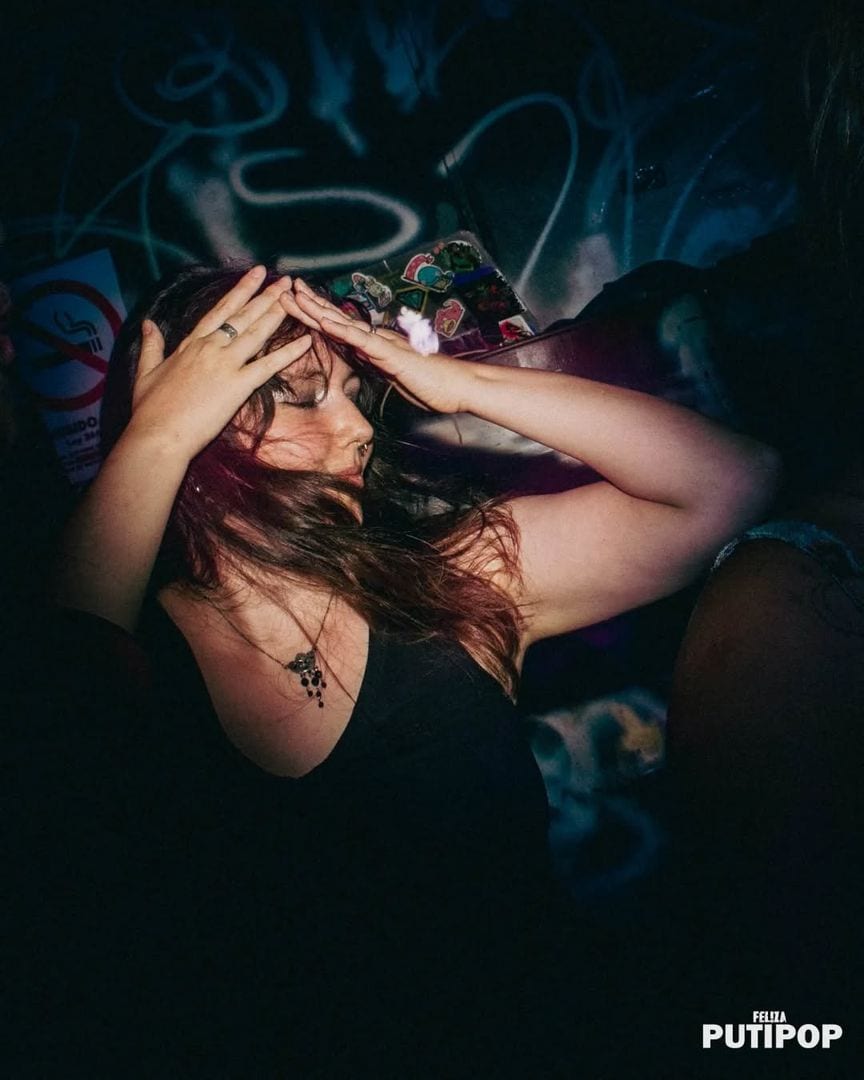 FEL!ZA Club LGBTIQ Buenos Aires — Ritual Queer
20h a 6am
FEL!ZA
Tu oasis LGTBIQ en el medio de la ciudad
Av. Cór