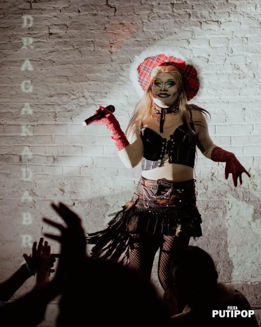 FEL!ZA Club LGBTIQ Buenos Aires — Y vos que haces hoy?

www.felizarcoiris.com

FEL!ZA 
Tu oasis LGTBIQ en el medio