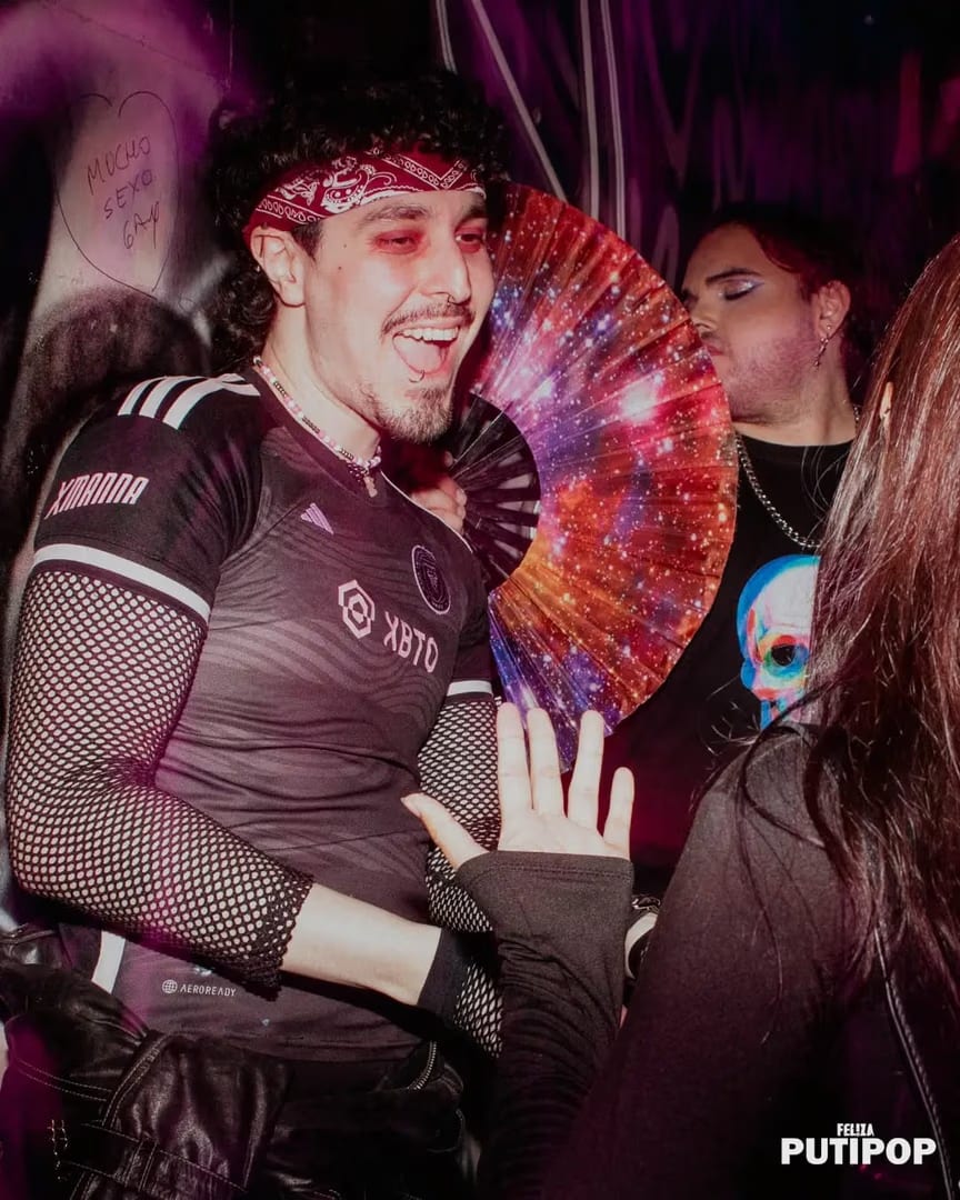FEL!ZA Club LGBTIQ Buenos Aires — Y vos que haces hoy?

www.felizarcoiris.com

FEL!ZA 
Tu oasis LGTBIQ en el medio