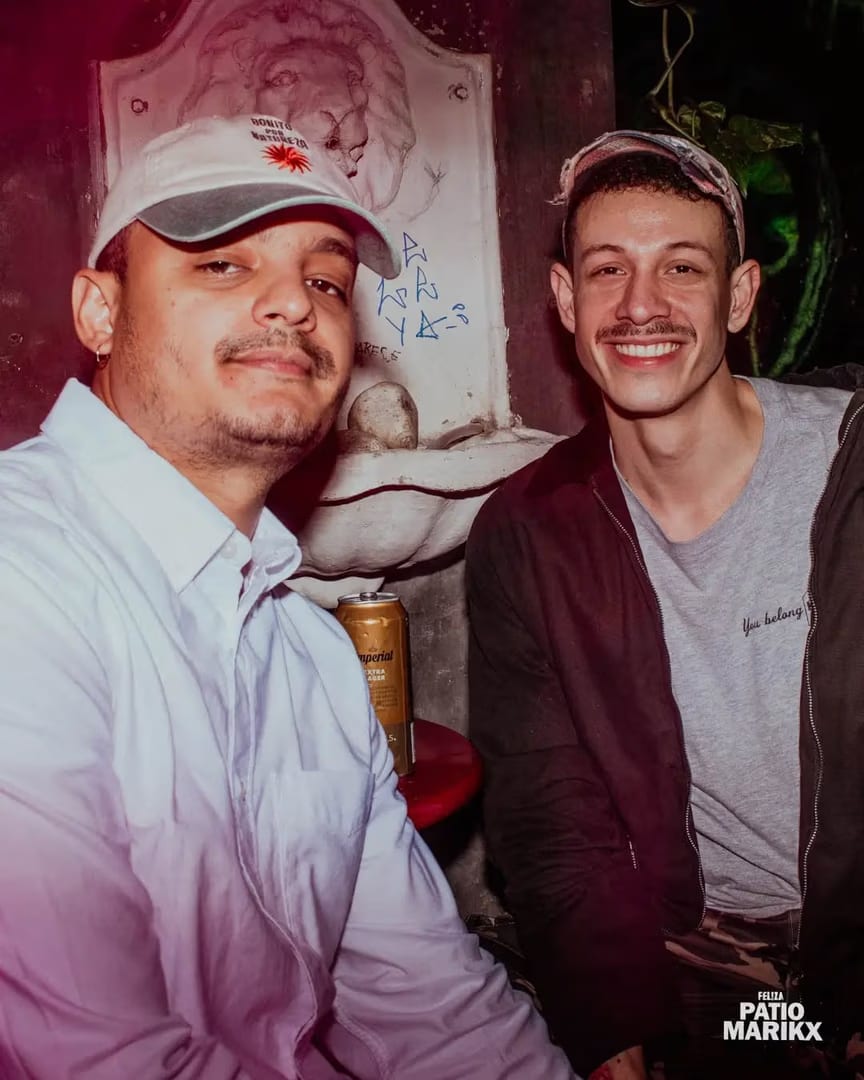 FEL!ZA Club LGBTIQ Buenos Aires — Bellezas de viernes por la noche #🏳️‍🌈 

www.felizarcoiris.com

FEL!ZA 
Tu oas
