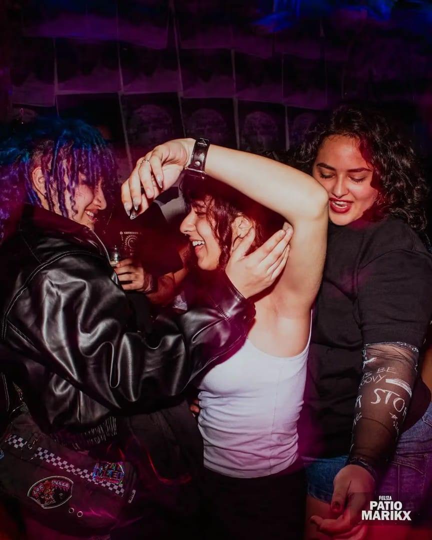 FEL!ZA Club LGBTIQ Buenos Aires — Bellezas de viernes por la noche #🏳️‍🌈 

www.felizarcoiris.com

FEL!ZA 
Tu oas