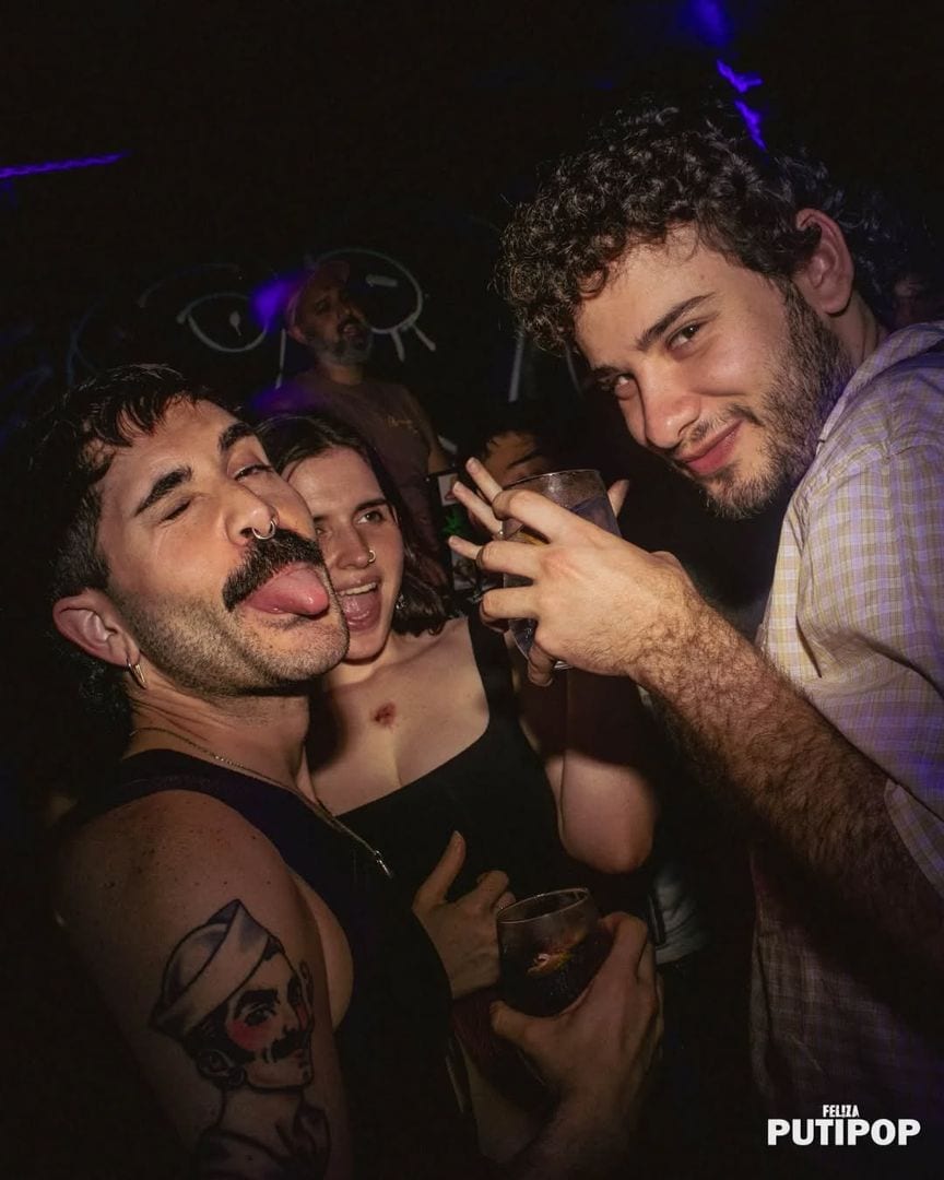 FEL!ZA Club LGBTIQ Buenos Aires — Ritual Queer
FEL!ZA
Tu oasis LGTBIQ en el medio de la ciudad
Av. Córdoba 3271