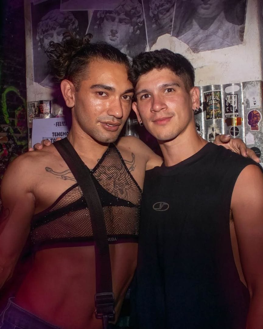 FEL!ZA Club LGBTIQ Buenos Aires — Musica, flash y gente arcoiris
FEL!ZA
🌈 Tu oasis LGTBIQ en el medio de la ciu