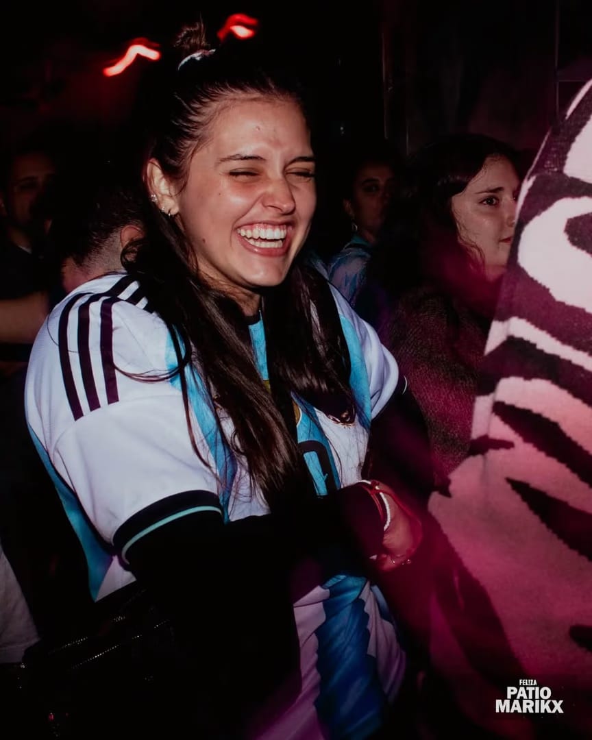 FEL!ZA Club LGBTIQ Buenos Aires — Aca te espera tu proxima anécdota

 www.felizarcoiris.com

FEL!ZA 
Tu oasis LGTB