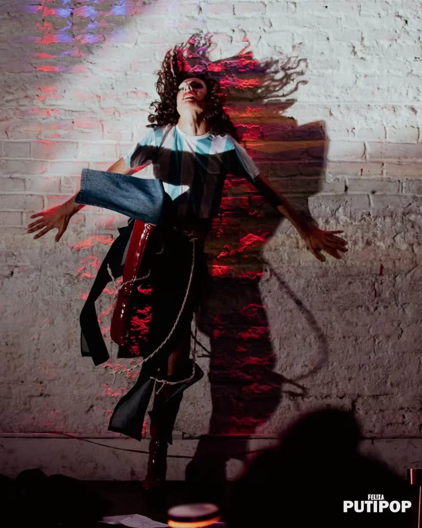 FEL!ZA Club LGBTIQ Buenos Aires — Que vas a hacer hoy? Nosotres ya estamos aca

www.felizarcoiris.com

FEL!ZA 
Tu 